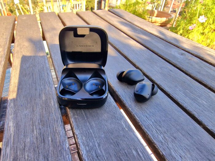 Accentum True Wireless (6) 2000x1500x