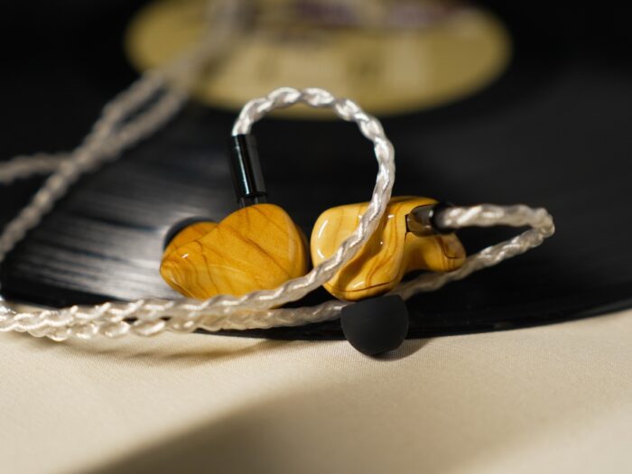 Zeitgeist Trees Oliva 1200x900x