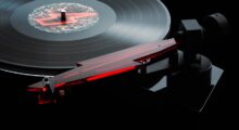 Pro-Ject AC/DC útočí na srdce skutečných fanoušků