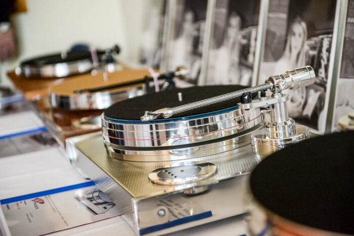 avs 2019 websize 344 1000x667x