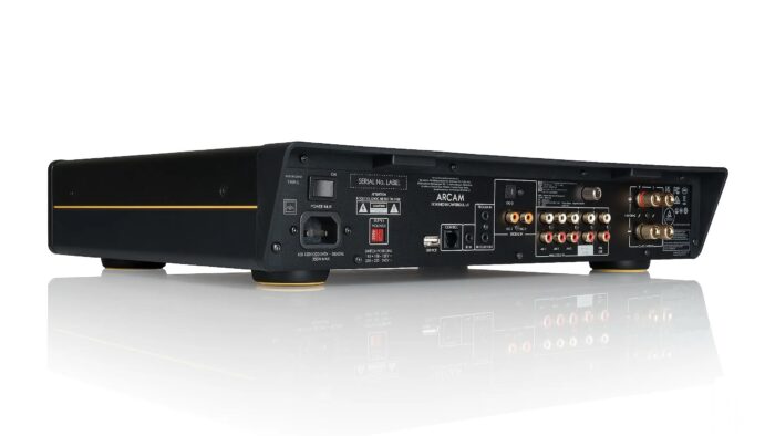 Arcam A5+ 2400x1350x