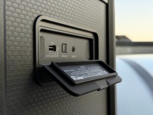 Sony ULT 9 AC back detail 2155x1616x