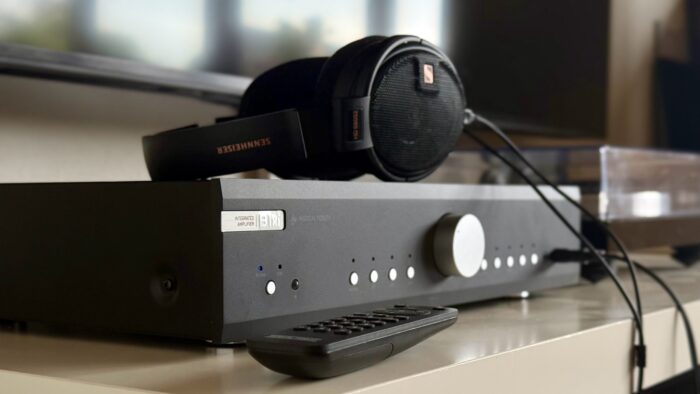 B1xi Sennheiser HD660 s2 3836x2158x