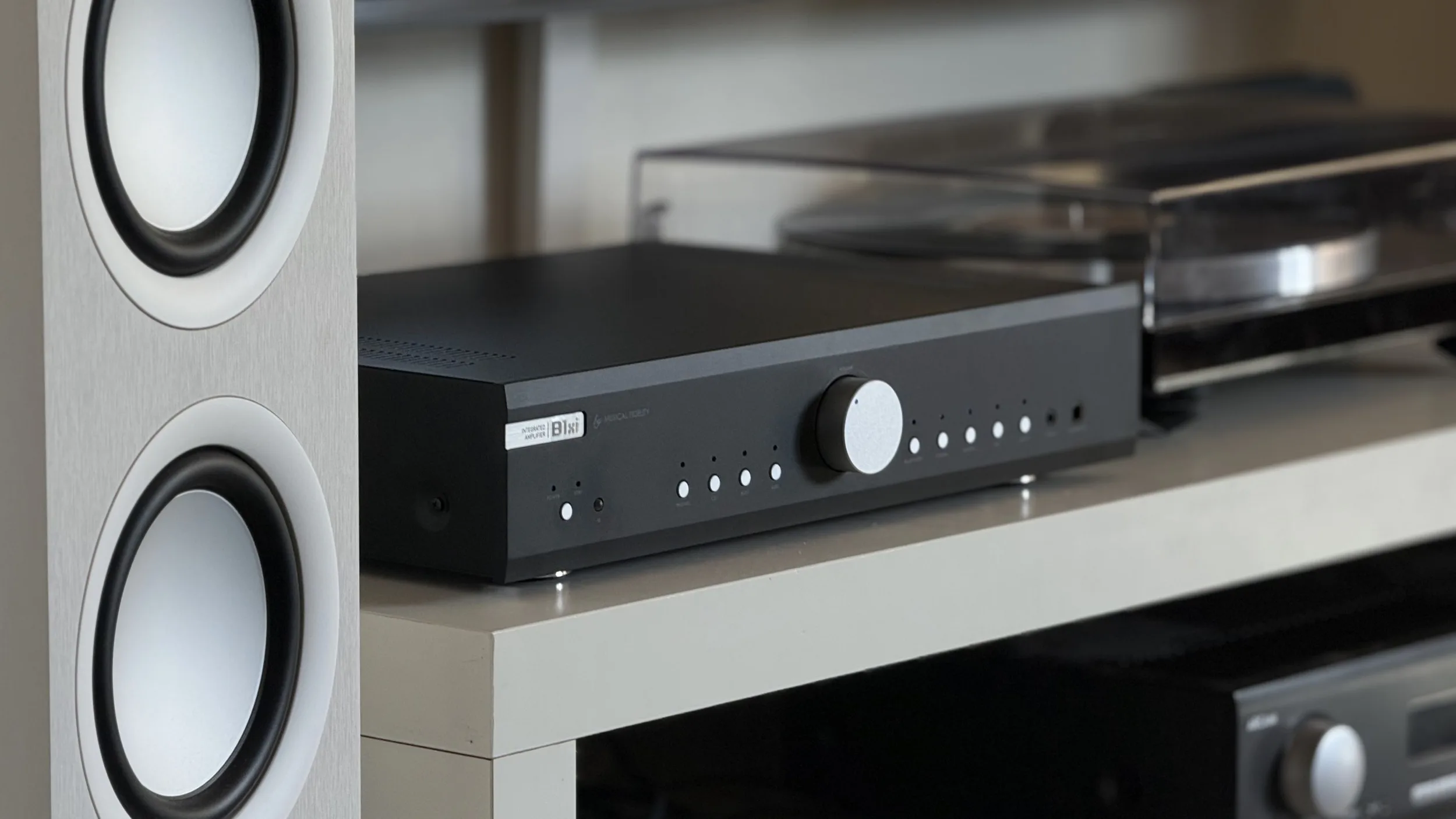 Musical Fidelity B1xi titulka 3832x2155x