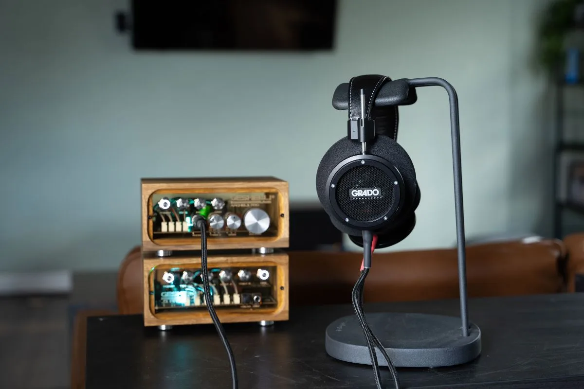 grado headphone news 102025 1200x800x