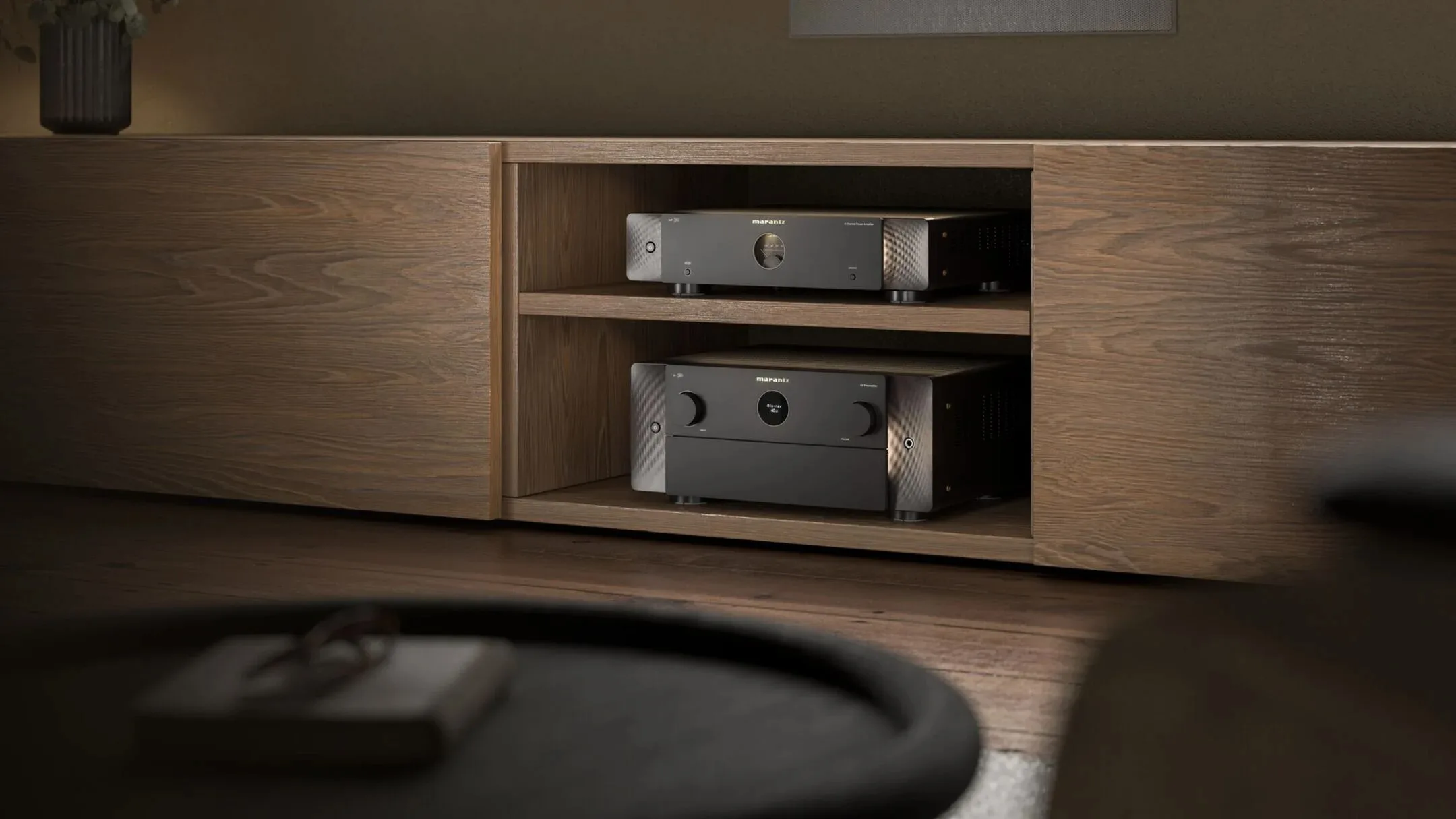 Marantz AV30 a AMP30 hero 2160x1215x