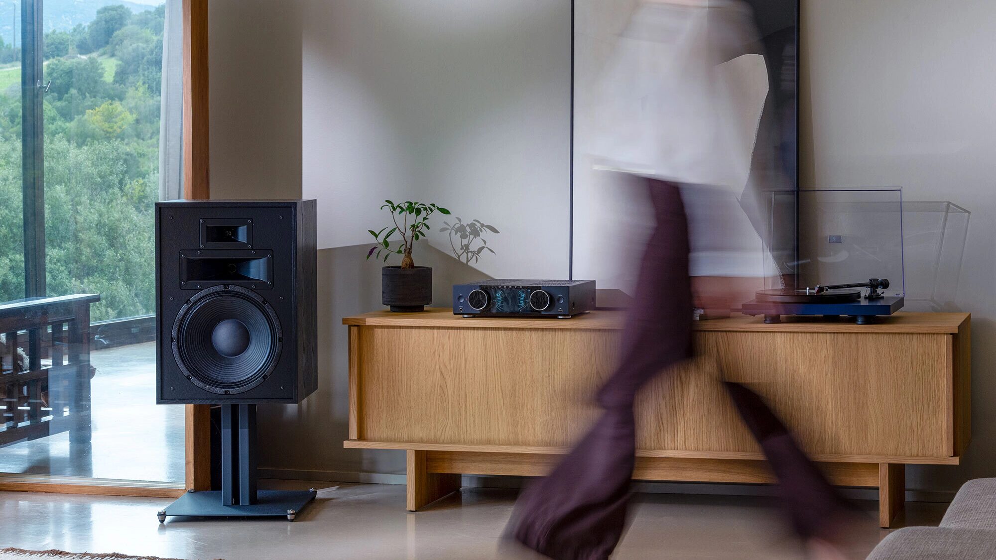 Onkyo Muse Y 40 Design 2000x1125x