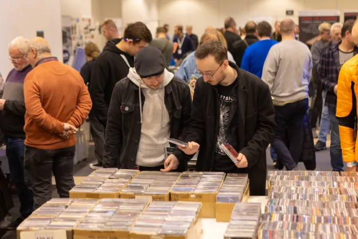 AudioVideoShow 2025 hudební burza 1200x800x