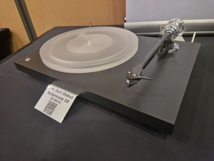 Pro-Ject Debut Reference 10 opustil hranice své třídy