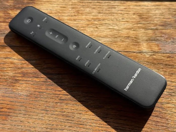 Harman Kardon Enchant 1100 controller 1147x860x