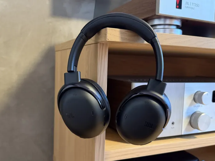 JBL Tour One M3