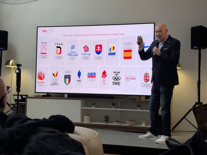 TCL X11L launch