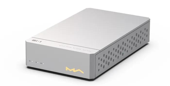 Matrix Audio SI 1 side 1153x587x