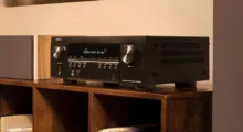 Denon AVR-S980H zaujme cenou i bezdrátovými satelity
