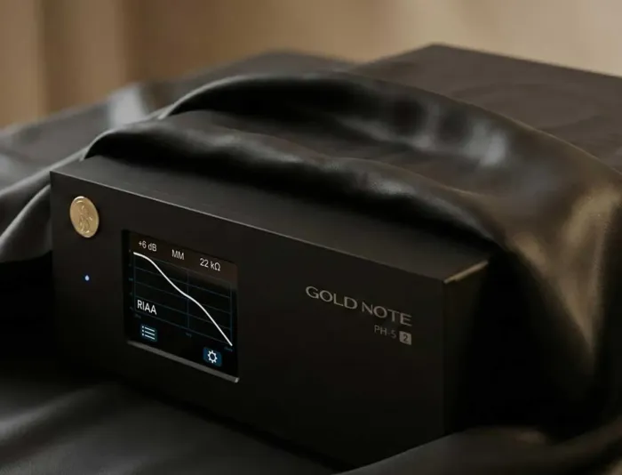 Tento phono předzesilovač vám pomůže dostat z vinylu maximum