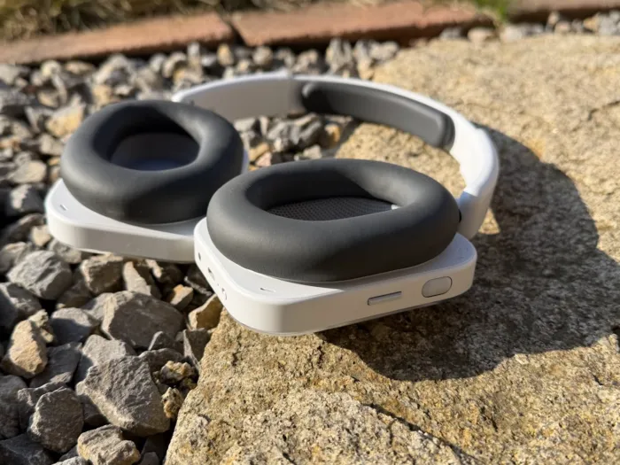 Nothing Headphone (a)