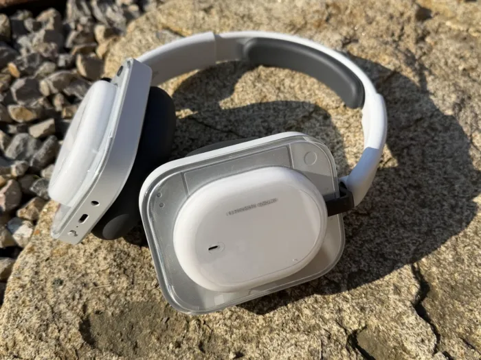 Nothing Headphone (a)