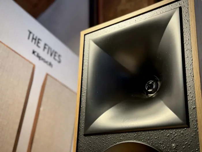 Klipsch THE FIVES tweeter horn 1147x860x