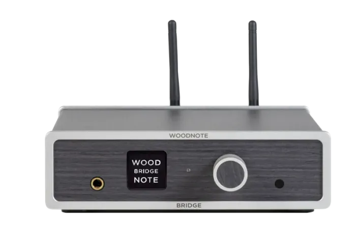 Elegantní Woodnote Bridge je nekompromisním zdrojem digitálních dat