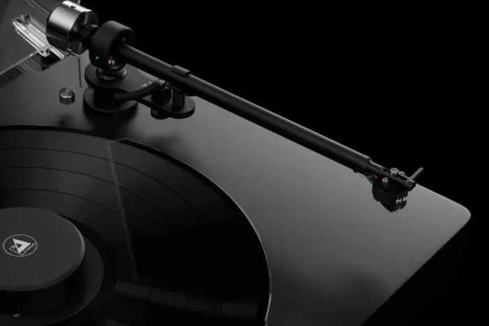 Clearaudio-N2-cartridge-hifi-news-june-2026-2-900x600x Clearaudio N2 cartridge hifi news june 2026 2 900x600x