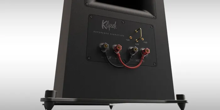 03_Klipsch-Reference-Signature-Speaker-Closeup-Back_2000x1000-2000x1000x 03 Klipsch Reference Signature Speaker Closeup Back 2000x1000 2000x1000x