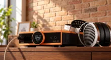 Canor Crius H5S nabídne sluchátkům až 4 W. Slovenský zesilovač zvládne řídit i&nbsp;celé stereo