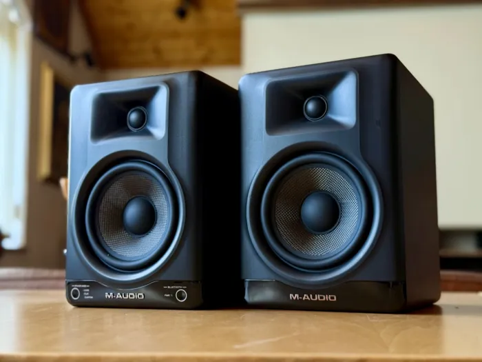 M Audio BX5BT front 1625x1219x